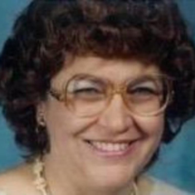 Virginia Louise Watson - Photo 2