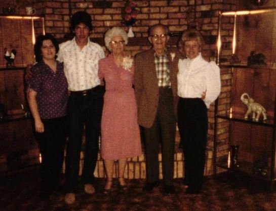 Betty Jane Garner - Photo 28