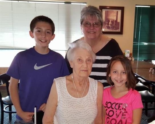 Betty Jane Garner - Photo 43