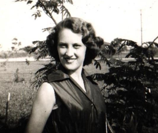 Betty Jane Garner - Photo 52