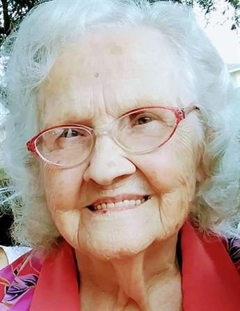 Pansy Travis - Photo 9