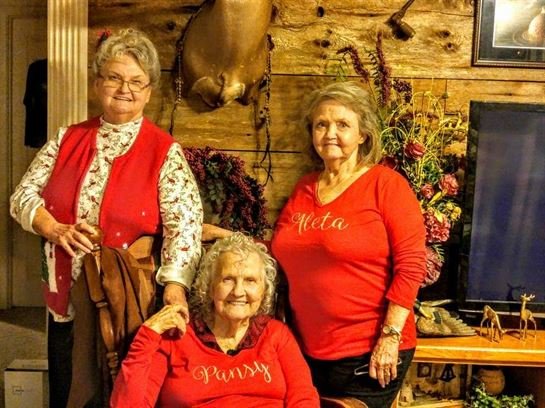 Pansy Travis - Photo 24