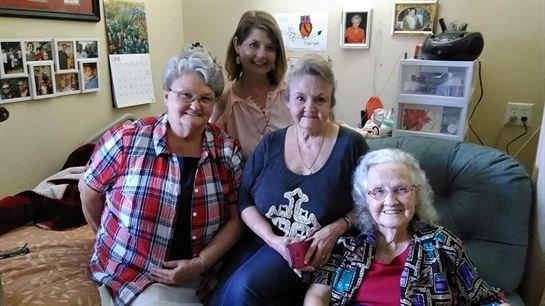 Pansy Travis - Photo 72