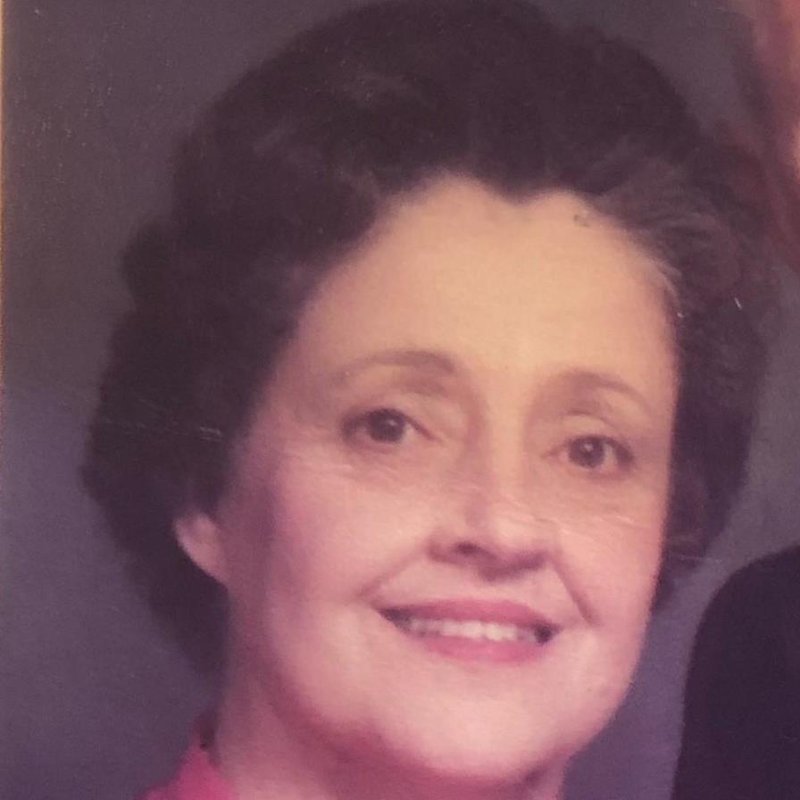 Helen Reese - Photo 2