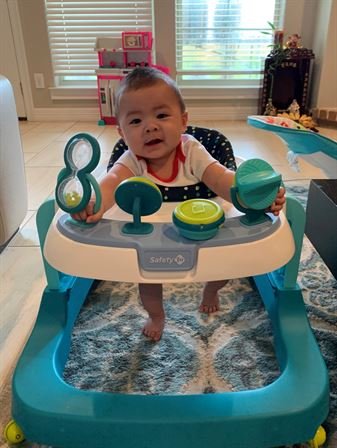 Easton Ryan Lau - Photo 55