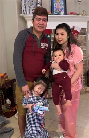 Easton Ryan Lau - Photo 100