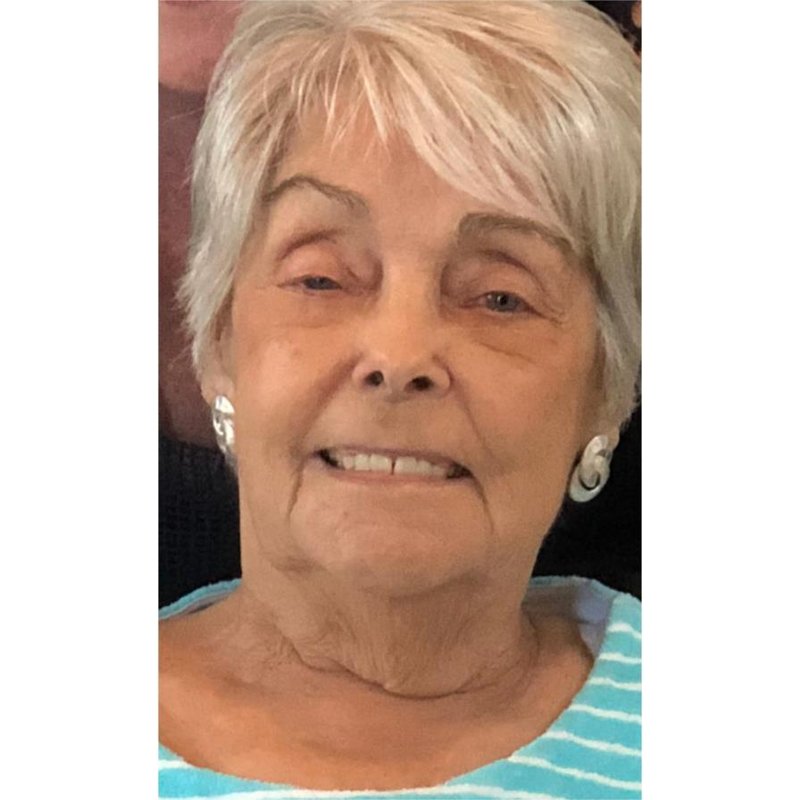 Annie M. Holmes - Photo 2