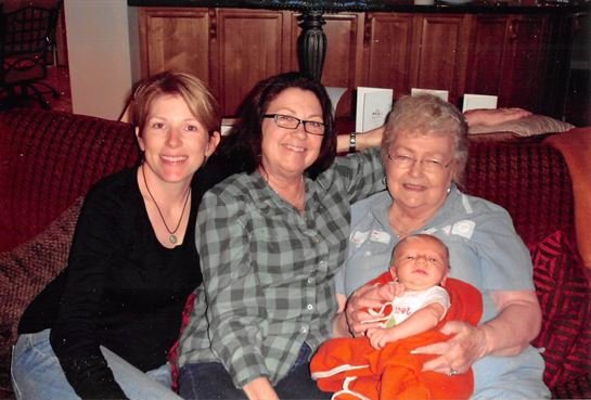 Doris Mary Hebert Denmon - Photo 9