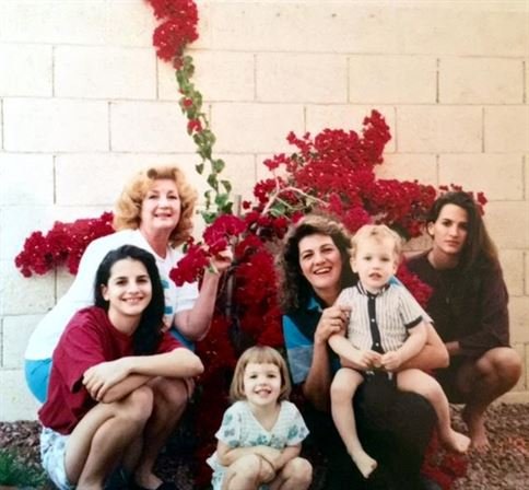 Lisa Lillian Vargo - Photo 55