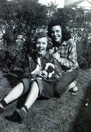 Billie Jean Brown - Photo 2