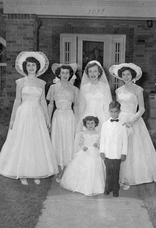 Billie Jean Brown - Photo 79