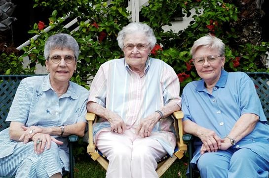 Billie Jean Brown - Photo 100