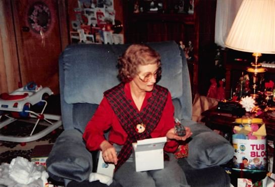 Jocelyn "Jo" Burns - Photo 7