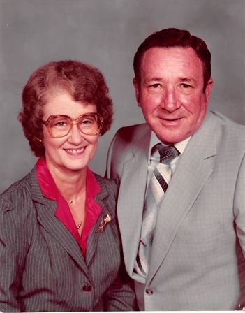 Jocelyn "Jo" Burns - Photo 25