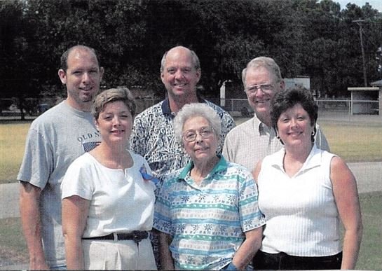 Juanita Lee Wallace - Photo 53