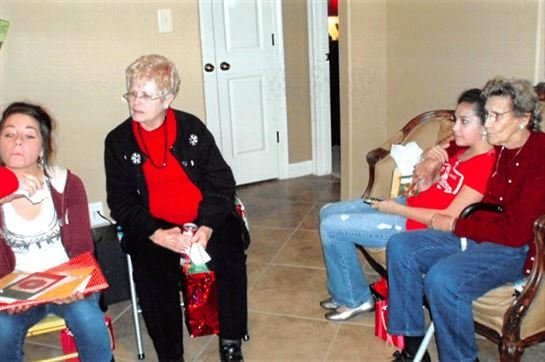 Marie Gray Webb - Photo 16