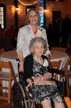 Dorothy Evelyn Sonnier - Photo 2