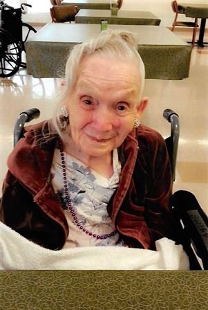 Dorothy Johnson - Photo 10