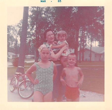 Catherine Leifeste - Photo 42