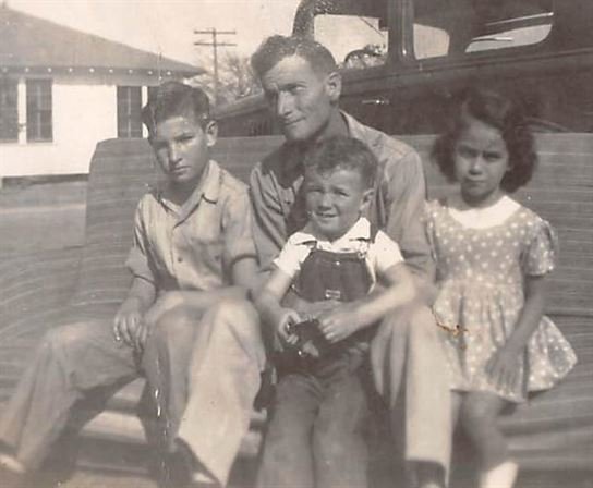 Roy Edwards Owers - Photo 24