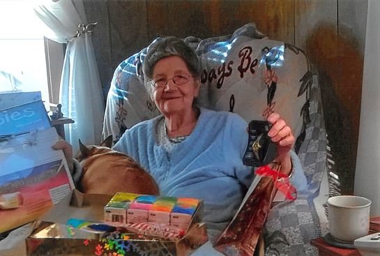 Christine Louise Moss - Photo 11