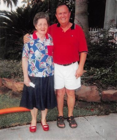 Christine Louise Moss - Photo 33