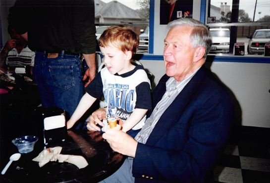 Howard Nelson - Photo 2