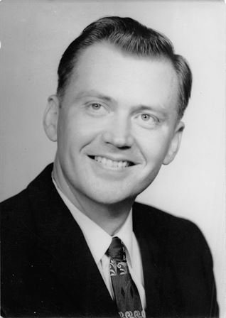 Howard Nelson - Photo 5