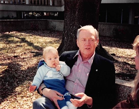 Howard Nelson - Photo 28