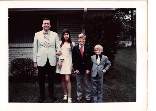 Howard Nelson - Photo 33