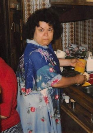 Beverly Joan Capps - Photo 2