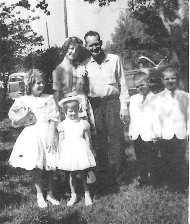 JoAnn Taylor Hanks - Photo 2