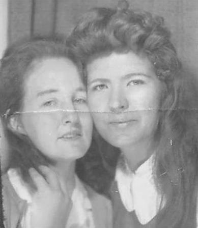 JoAnn Taylor Hanks - Photo 21