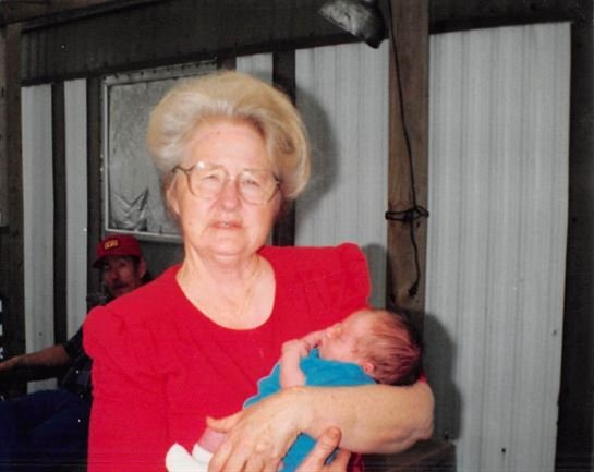 JoAnn Taylor Hanks - Photo 31