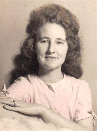 JoAnn Taylor Hanks - Photo 34