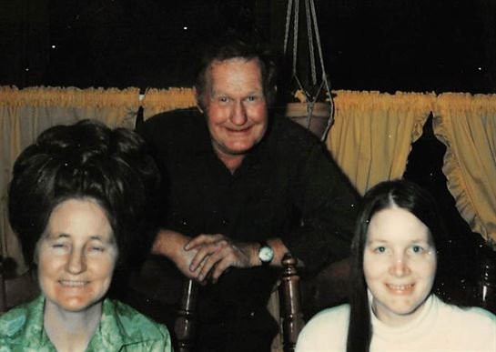 JoAnn Taylor Hanks - Photo 51