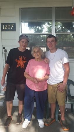 Lorene Ognoskie - Photo 24