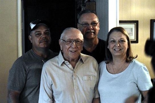 Earl G. Tipton, Sr. - Photo 11