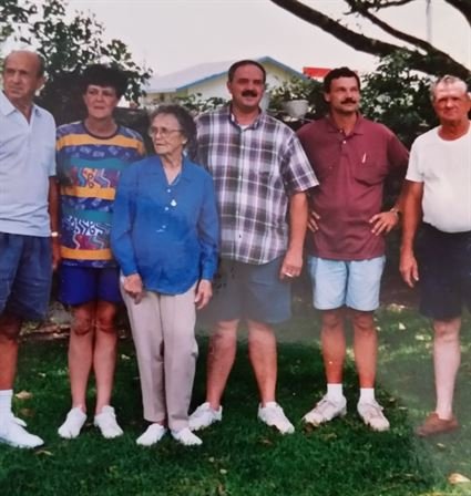 Louie Harold Ray - Photo 18