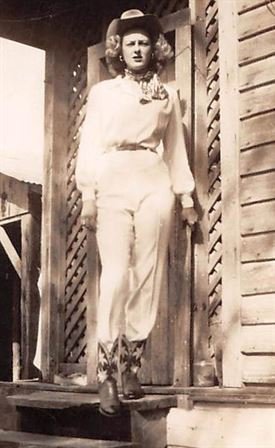 Harriette R. Walters - Photo 26