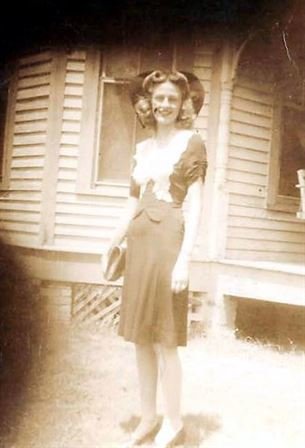 Harriette R. Walters - Photo 30