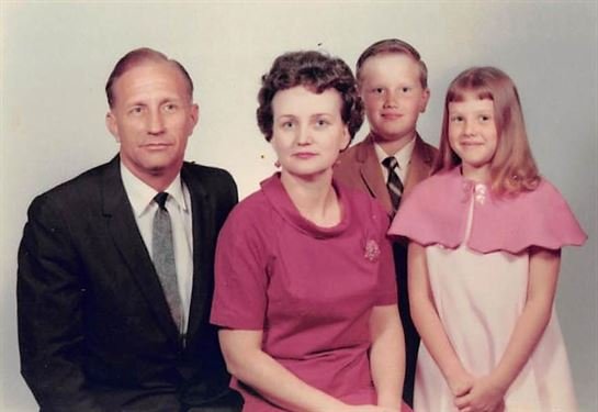 Edith Lorraine Morgan Webb - Photo 24