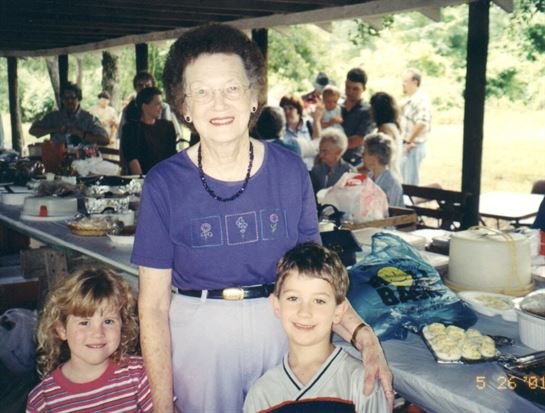 Betty Tiller - Photo 6