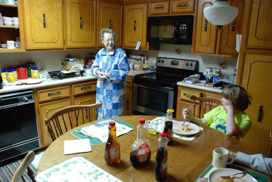 Betty Tiller - Photo 34