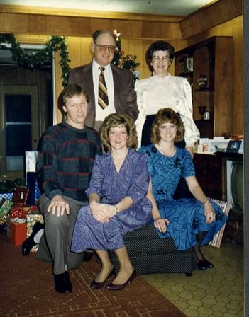 Betty Tiller - Photo 35