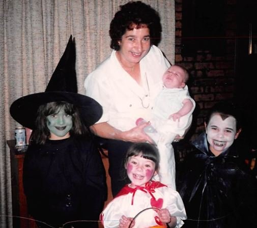 Ann Guyote - Photo 31