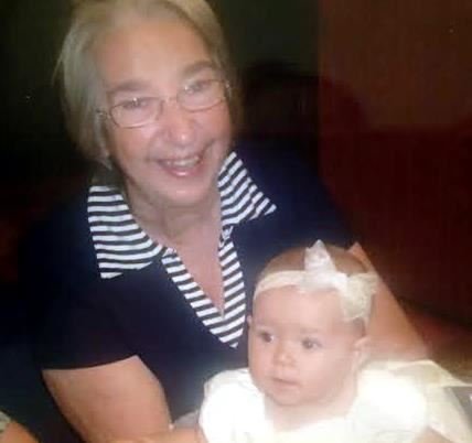 Ann Guyote - Photo 32