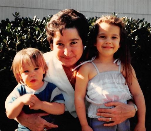 Ann Guyote - Photo 50